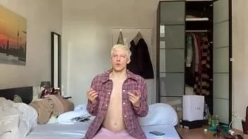 Play Sissy is always hungry for raw cock