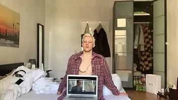 Reproduzir Sissy está sempre com fome de pau cru