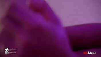 Oynat Yakışıklı muscle genç latino dani rodriguez Mastürbasyon onun horoz ile yağ ve atış bir büyük yük