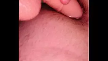 play Lubang pantat ketat berusia 18 tahun menganga dengan dildo 6,5 inci