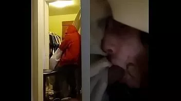 Odtwórz Nowy 24-letni kutas ssany w mojej gloryhole