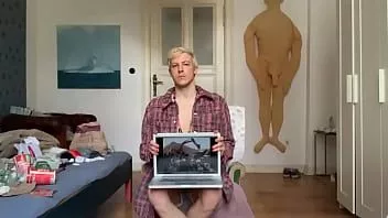 تشغيل سيسي دائما متعطش للديك الخام