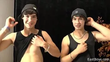 play Exclusive first casting - aston twins
