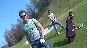 play Gaywire - two hot european studs breeding outdoors, no shame
