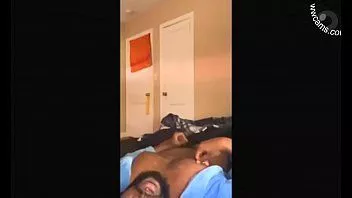 play Colecție de amatori gay masturbare solo compilație 20