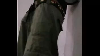 play Solo siyah twink handjob süre izlerken porno