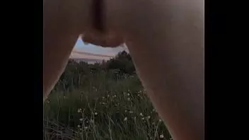 play How do you get a big, round ass???? watch the video!!!