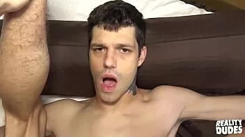 Reproduzir Paul Wagner e Max D se encontram no parque e logo depois são fodidos de volta no hotel - caras do reality