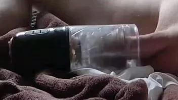 play Mainan seks favoritku meniduriku dan menyedot jiwaku dengan air mani.